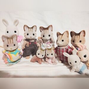 Sylvanian Families Vintage Cat Family 1985 & Bunny's Lot. Including Case Carrier